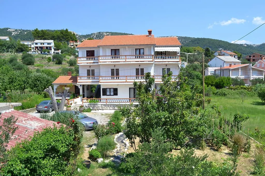 Apartment Beg Rab Town
