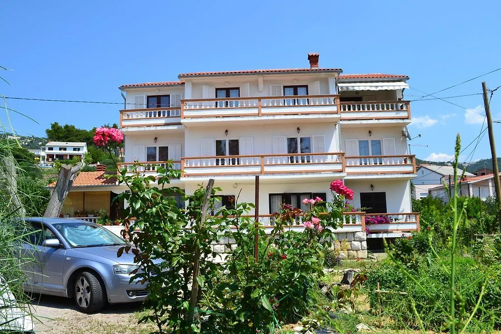 Apartment Beg Rab Town